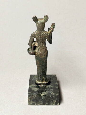 figurine, image 2/4