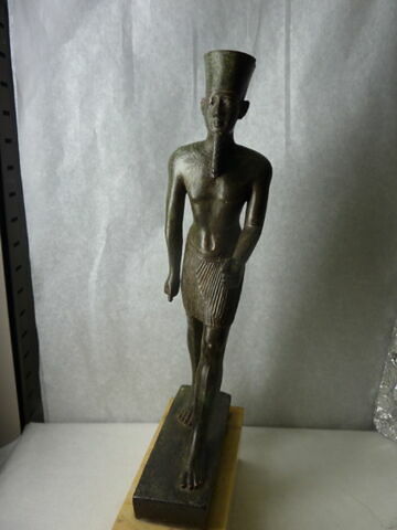 figurine, image 1/1