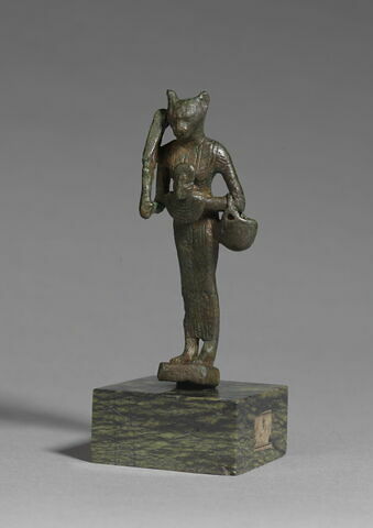 figurine, image 2/5