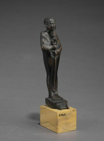 figurine, image 2/6