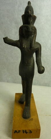 figurine d'Horus harponneur, image 2/2