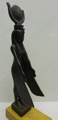 figurine, image 2/8