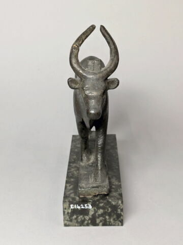 figurine, image 2/6