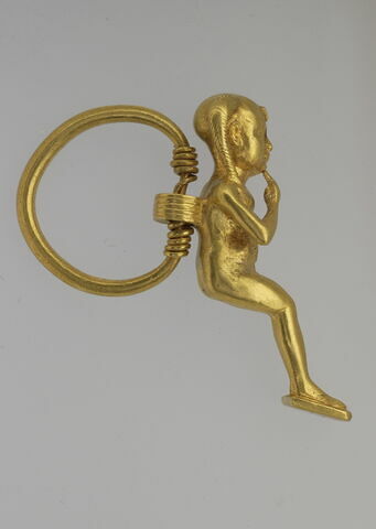 bague en anneau à extrémités enroulées ; figurine, image 2/3