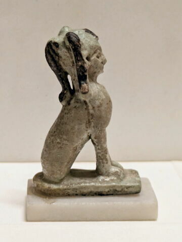 figurine, image 3/4