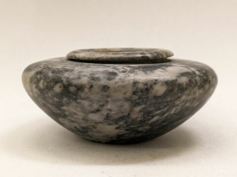 pot, image 2/5