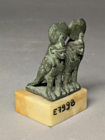 figurine, image 3/5