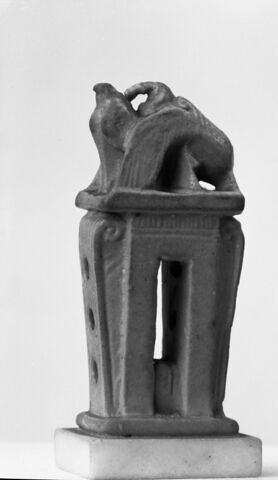 sistre à naos  ; amulette, image 1/3