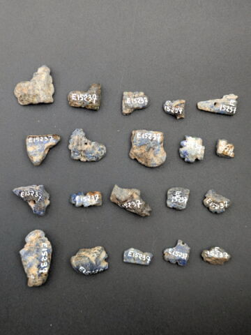 amulette ; pendentif ; perle, image 2/2