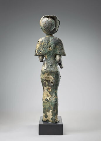 statue, image 2/24