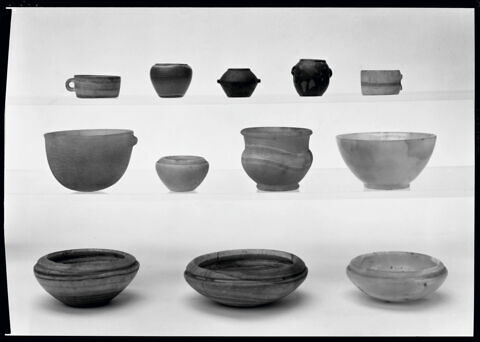 tasse ; vase miniature, image 3/3