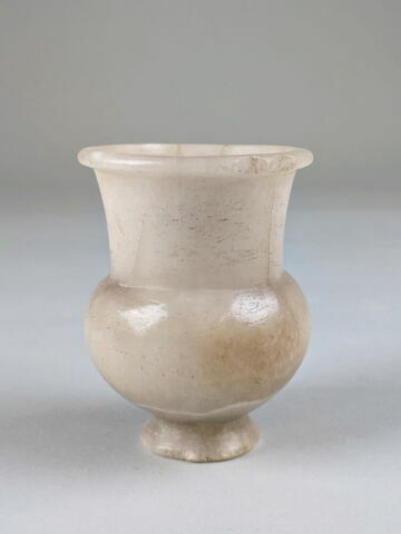 vase, image 2/4