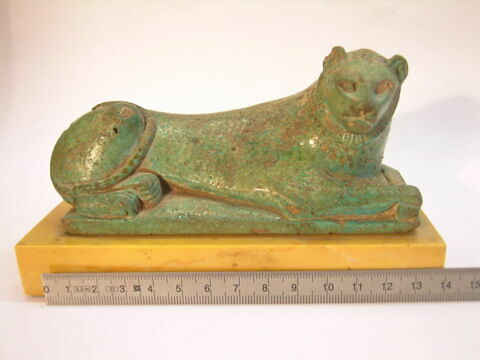 figurine, image 1/1