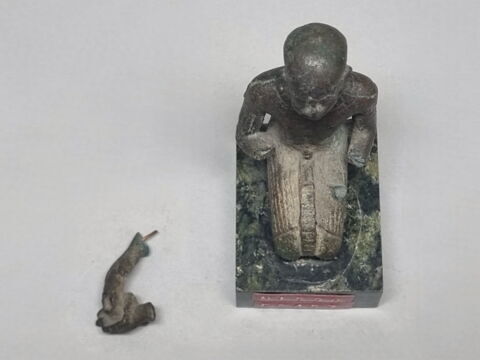 figurine de donateur, image 2/5