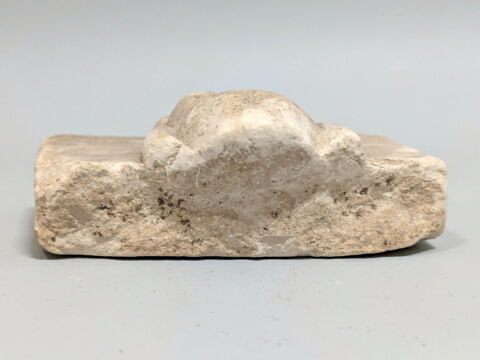 figurine féminine couchée, image 3/6