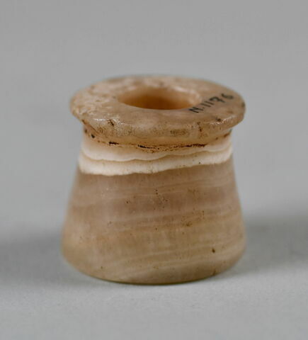 godet ; vase miniature, image 1/3