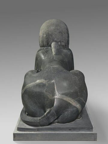 Sphinx Borghèse, image 2/10