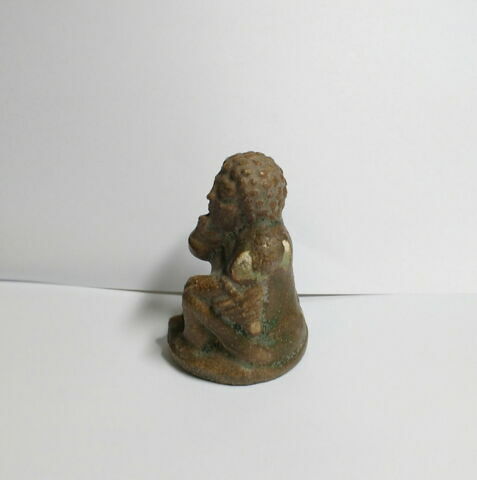 figurine d'Harpocrate au pot, image 2/4