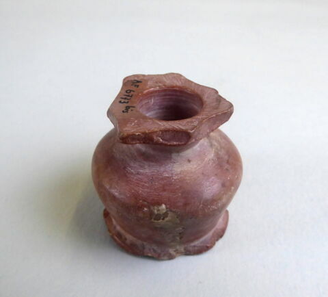 pot à kohol à collerette plate, image 1/2