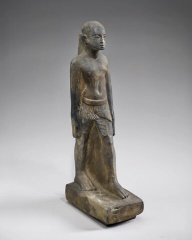 statue, image 6/13