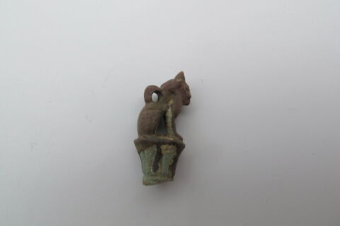 amulette, image 3/3