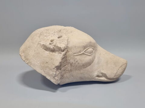 statue, image 5/7