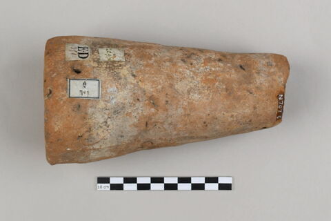 cône funéraire, image 2/8