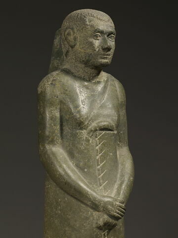 statue, image 7/10