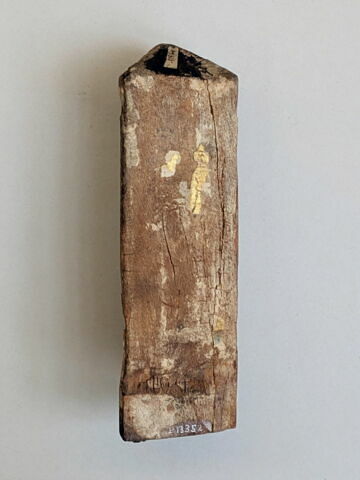 figurine d'Osiris à l'obélisque  ; élément momifié, image 3/4