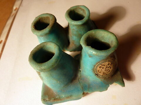 vase quadruple ; godet, image 1/1