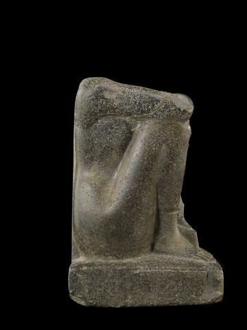 statue cube ; statue théophore, image 3/10