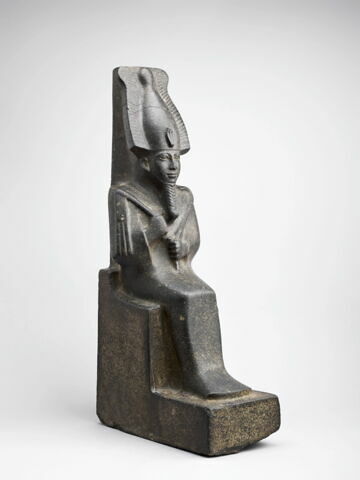 statue, image 5/6