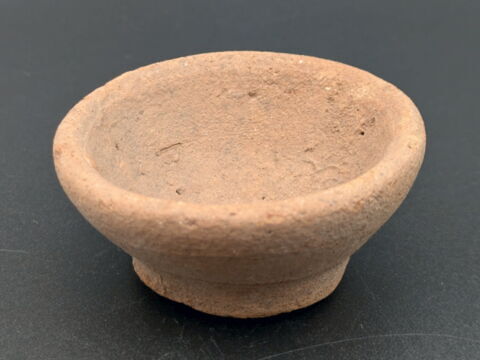 coupelle ; vase miniature, image 1/5
