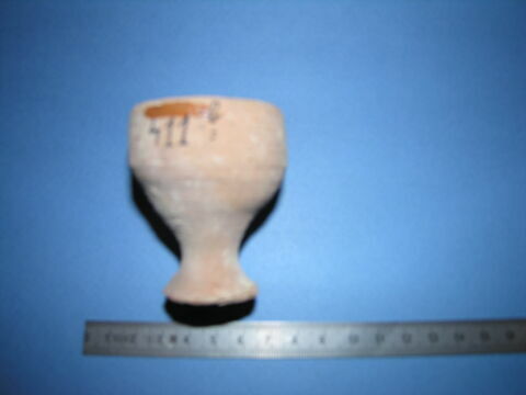 coquetier ; vase miniature