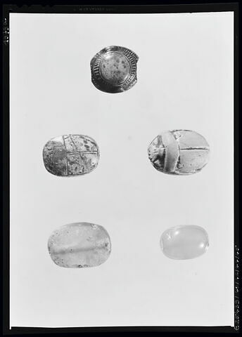 perle en pastille ovale ; scaraboïde, image 5/5