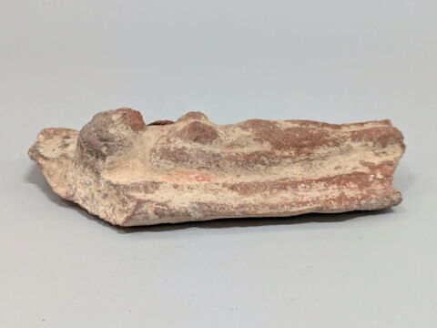 figurine féminine couchée, image 3/5