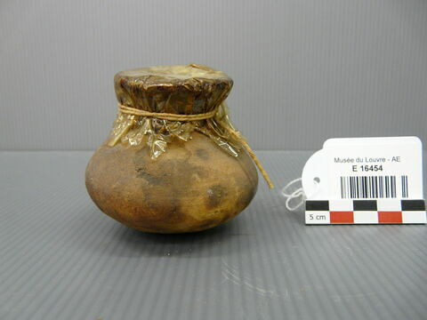 jarre biconique ; vase miniature ; avec contenu, image 1/1