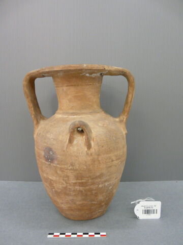 vase, image 1/1