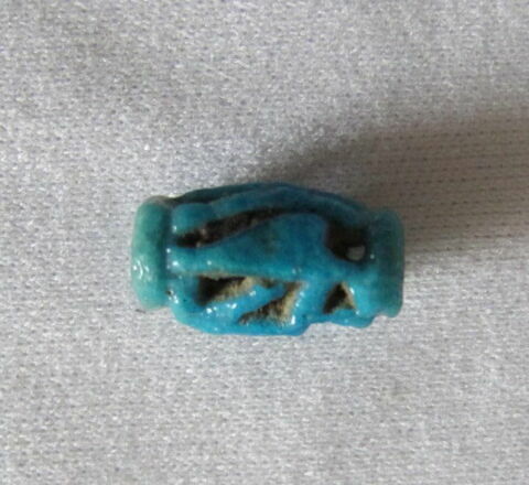 amulette oudjat ; perle, image 1/1