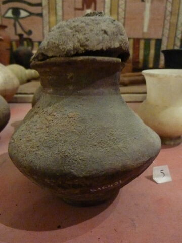 jarre biconique ; couvercle de vase, image 1/1