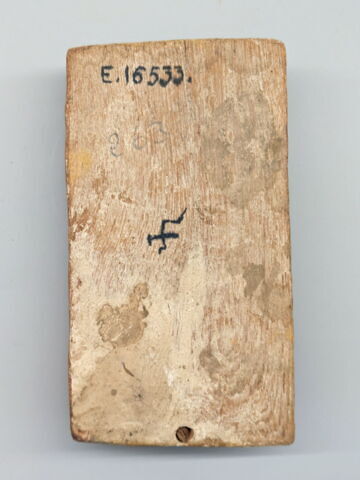 couvercle de coffret à serviteurs funéraires ; coffret à serviteurs funéraires à couvercle bombé, image 2/5