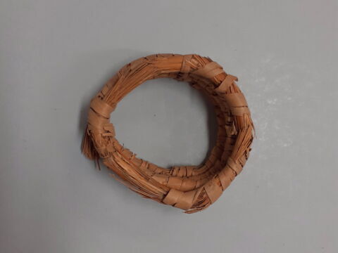 panier  ; support de vase, image 3/4