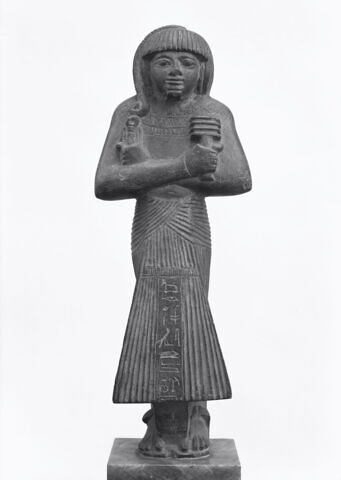serviteur funéraire en costume des vivants, image 2/5
