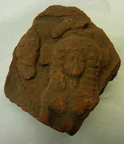 figurine féminine couchée, image 1/1