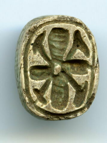 perle en pastille ovale ; scaraboïde, image 1/2