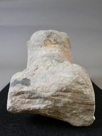statue, image 3/5