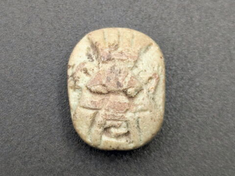 scaraboïde, image 1/3