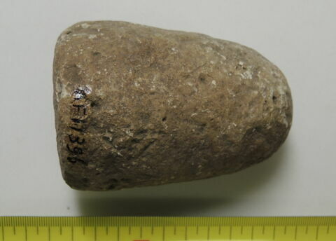 outil  ; poids, image 1/1