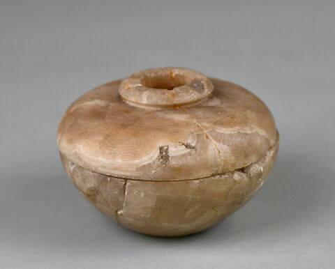 coupe  ; couvercle de vase, image 1/9