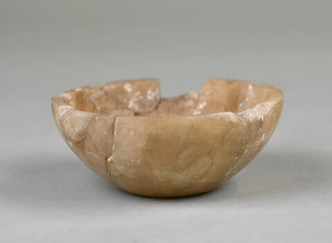 coupe  ; couvercle de vase, image 4/9